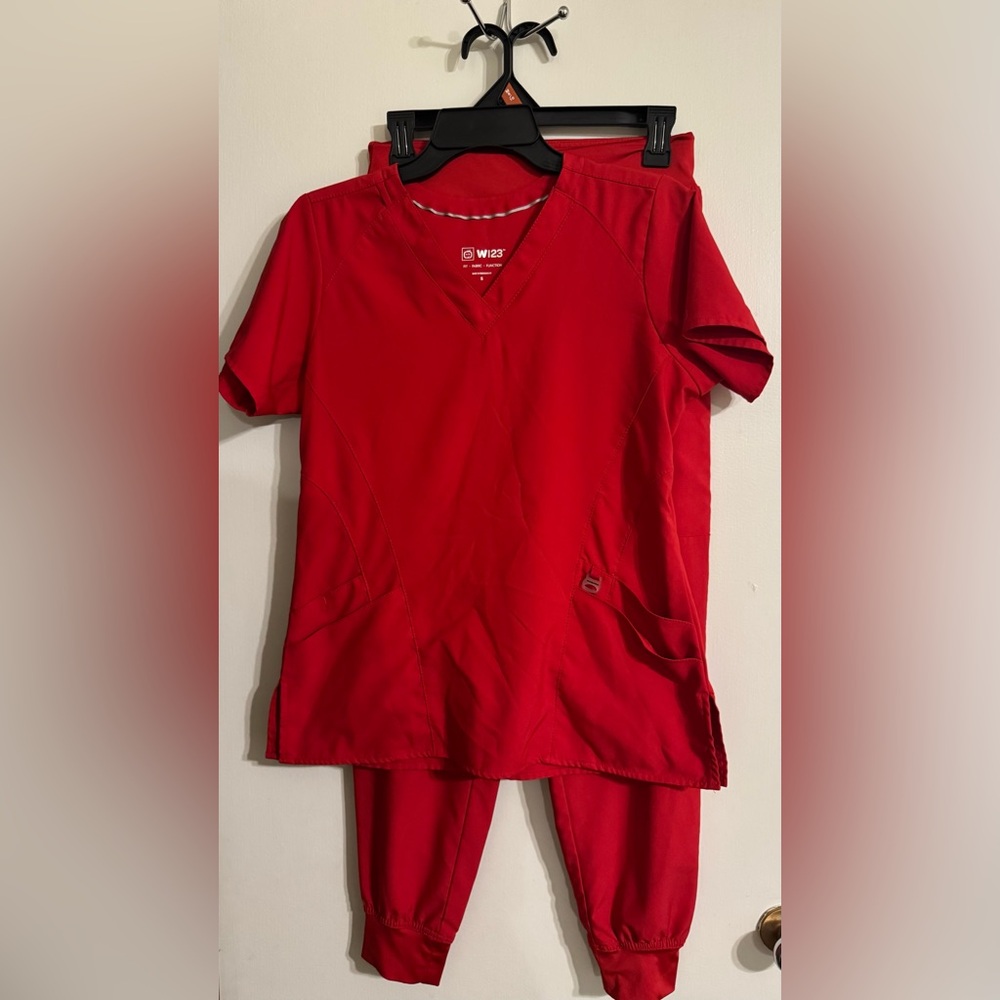WonderWink Vivid Red Scrub Set Size S